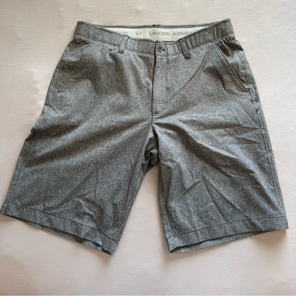 Under Armour golf shorts